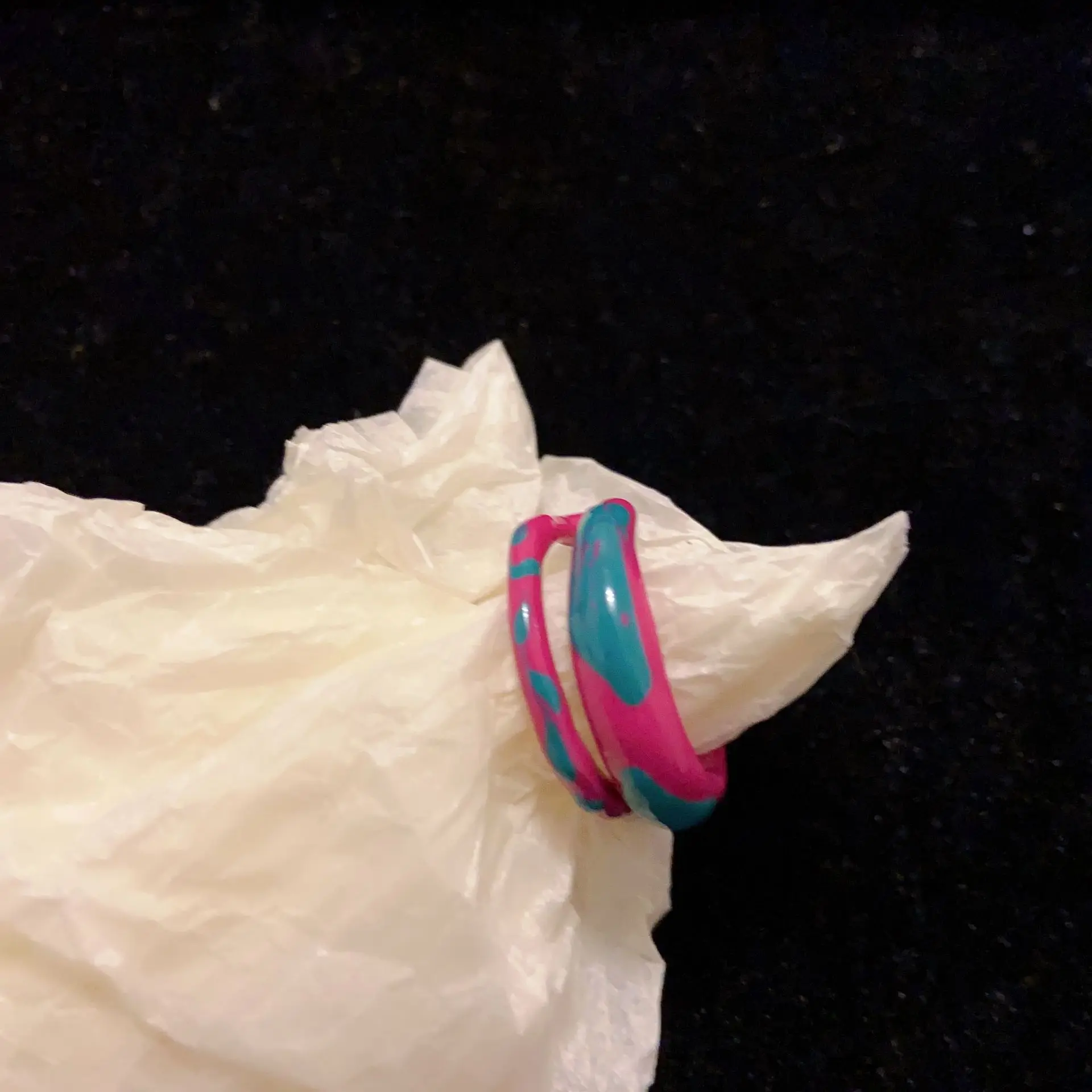 

Design Sense Enamel Ring Female Cute Pearl Personality Retro Small Fashion Jewelry