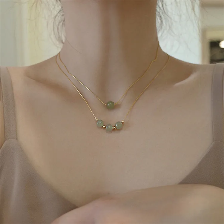 

Wholesale 18k Gold Plated Stainless Steel Clavicle Chain Jewelry Natural Emerald Beads Jade Necklace, Picture