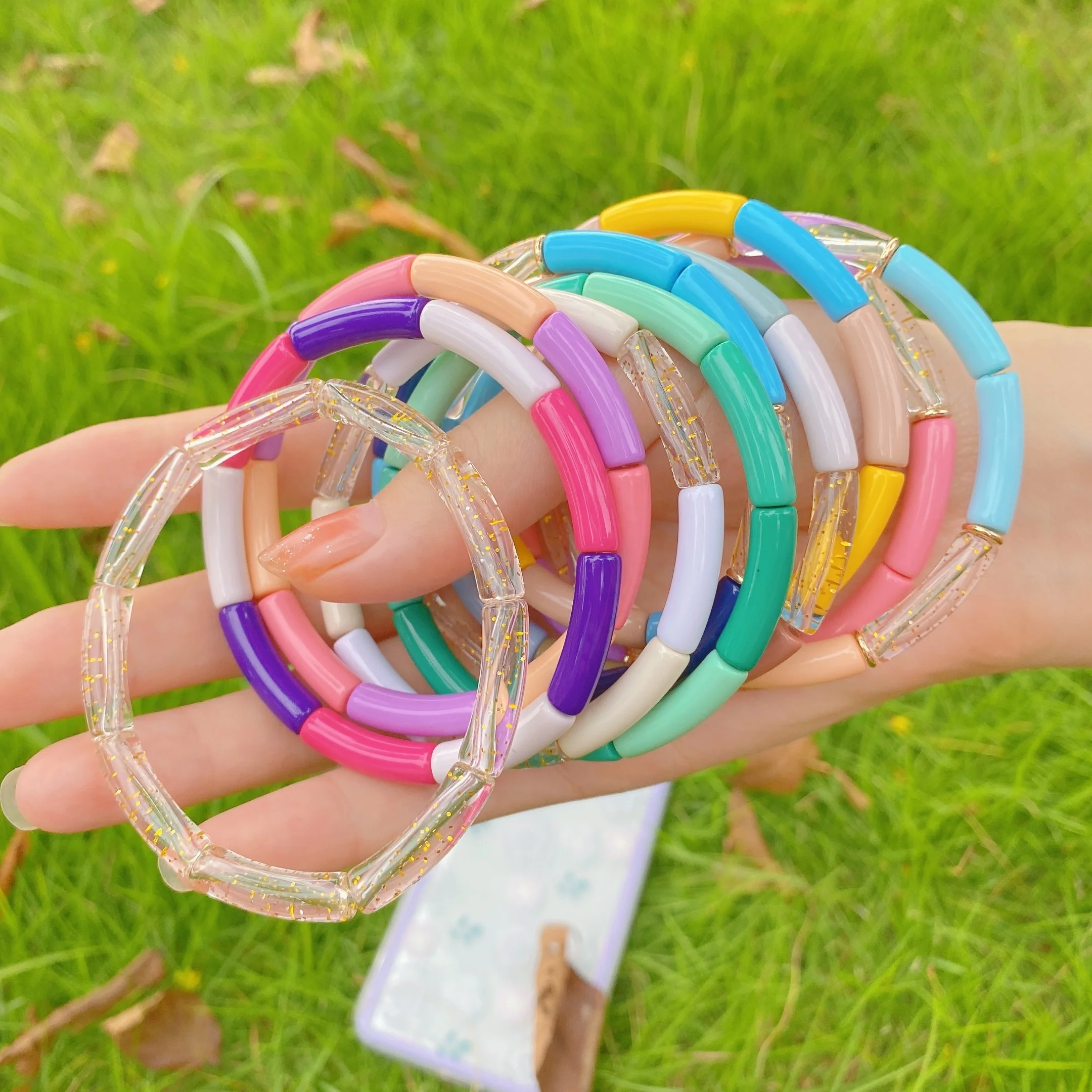 

2021 New Design Colorful 6mm Small Resin Acrylic Bamboo Curved Tube Bead Stack Bracelets Bangle Transparent Bracelet Women Girl, Customized color