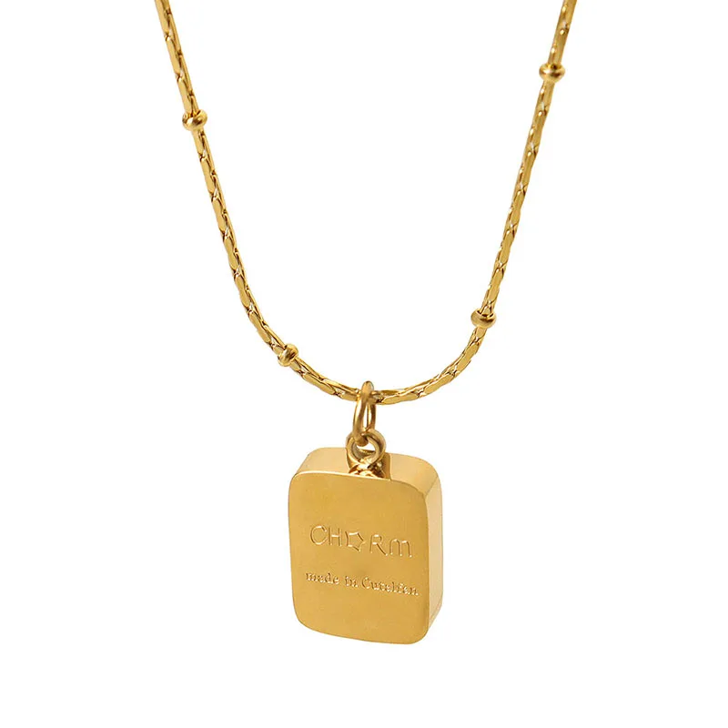 18K Gold Plated Fine Jewelry Stainless Steel Block Letter Pendant Necklace Trendy Fashion Accessory