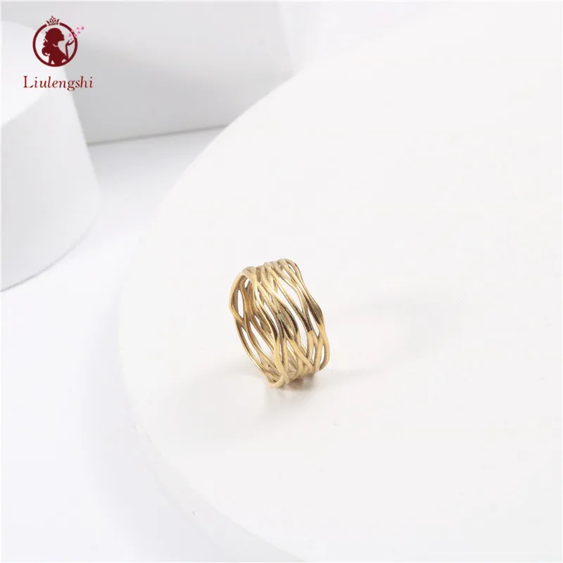 

Retro Style Women Stainless Steel Multi Layers Line Winding Ring Gold Plated Stainless Steel Multi Layer Twist Rings