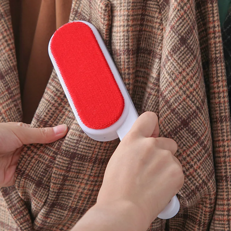 

Portable Double Sided Cleaning Brush Lint Removal Pet Grooming Hair Brush, Red