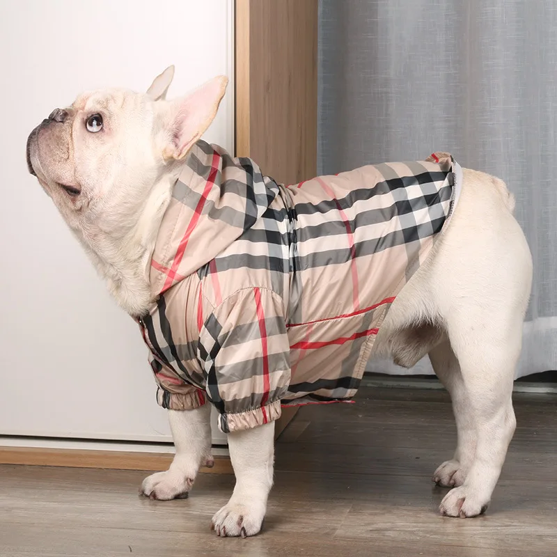 

2021 trending products dog raincoat Fashion brand High - End plaid print pet windbreaker coat dog coat