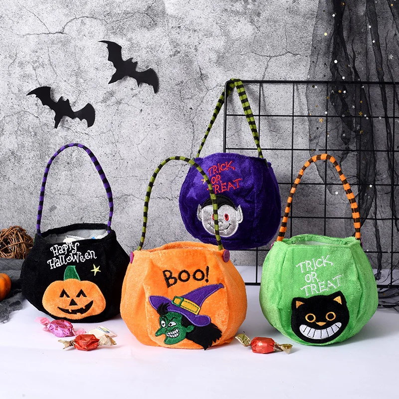 

Halloween Loot Party Kids Pumpkin Trick Or Treat Tote Bags Candy Bag Halloween Candy Storage Bucket Portable Gift Basket, Black,sliver and gold