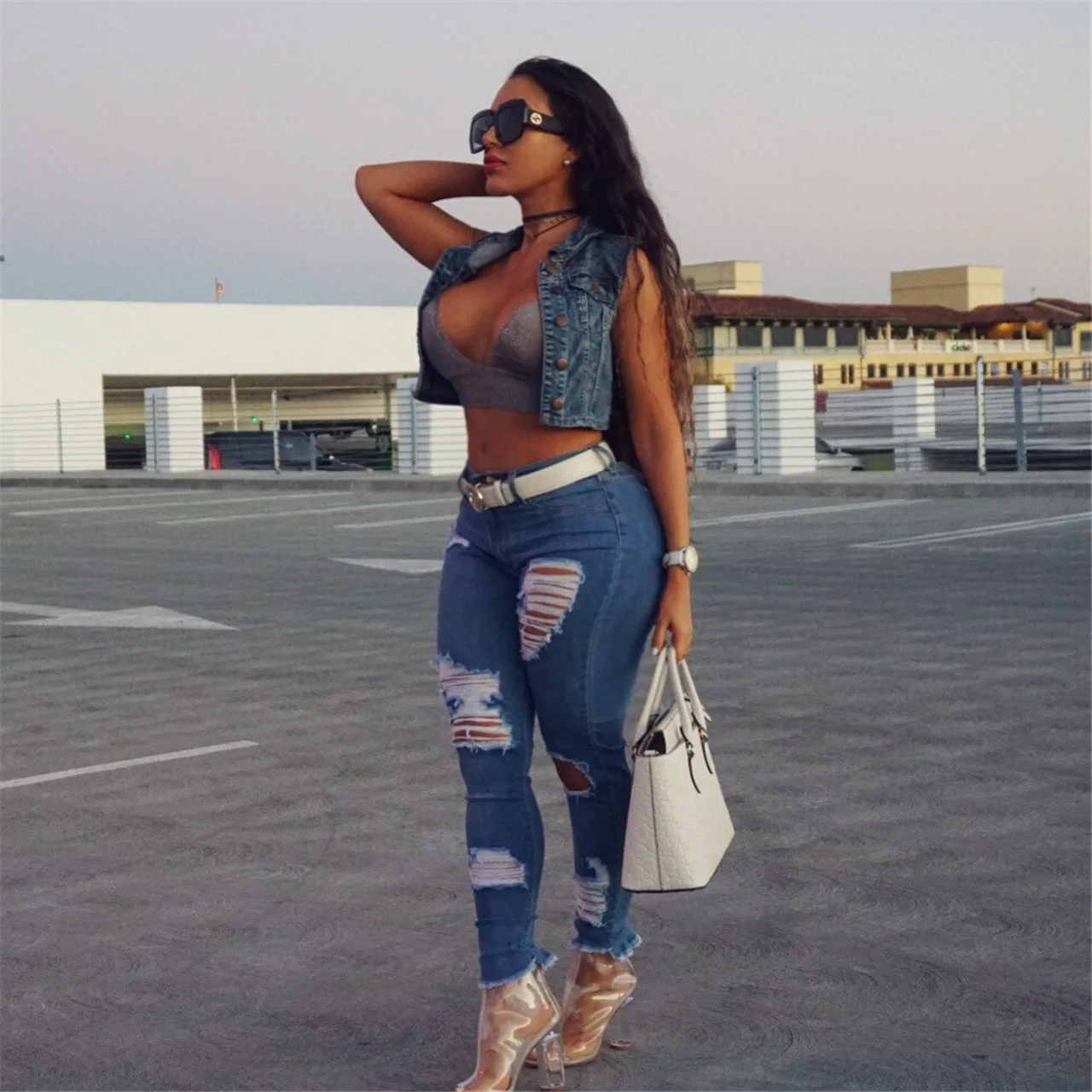 

2021 Wholesale Fashion Denim Jeans For Women Casual High Waist Ripped Distressed Denim Pants Trousers Stretch Women Jeans