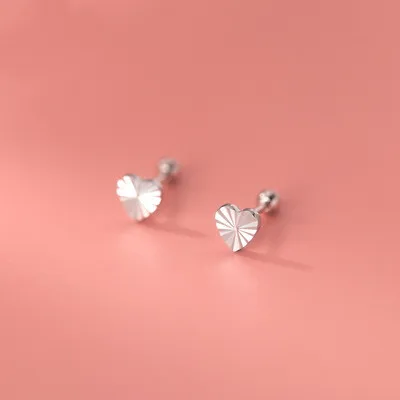 

2021 Newest Korean Simple 925 Sterling Silver Heart Earrings S925 Irregular Love Heart Stud Earrings For Women Girls