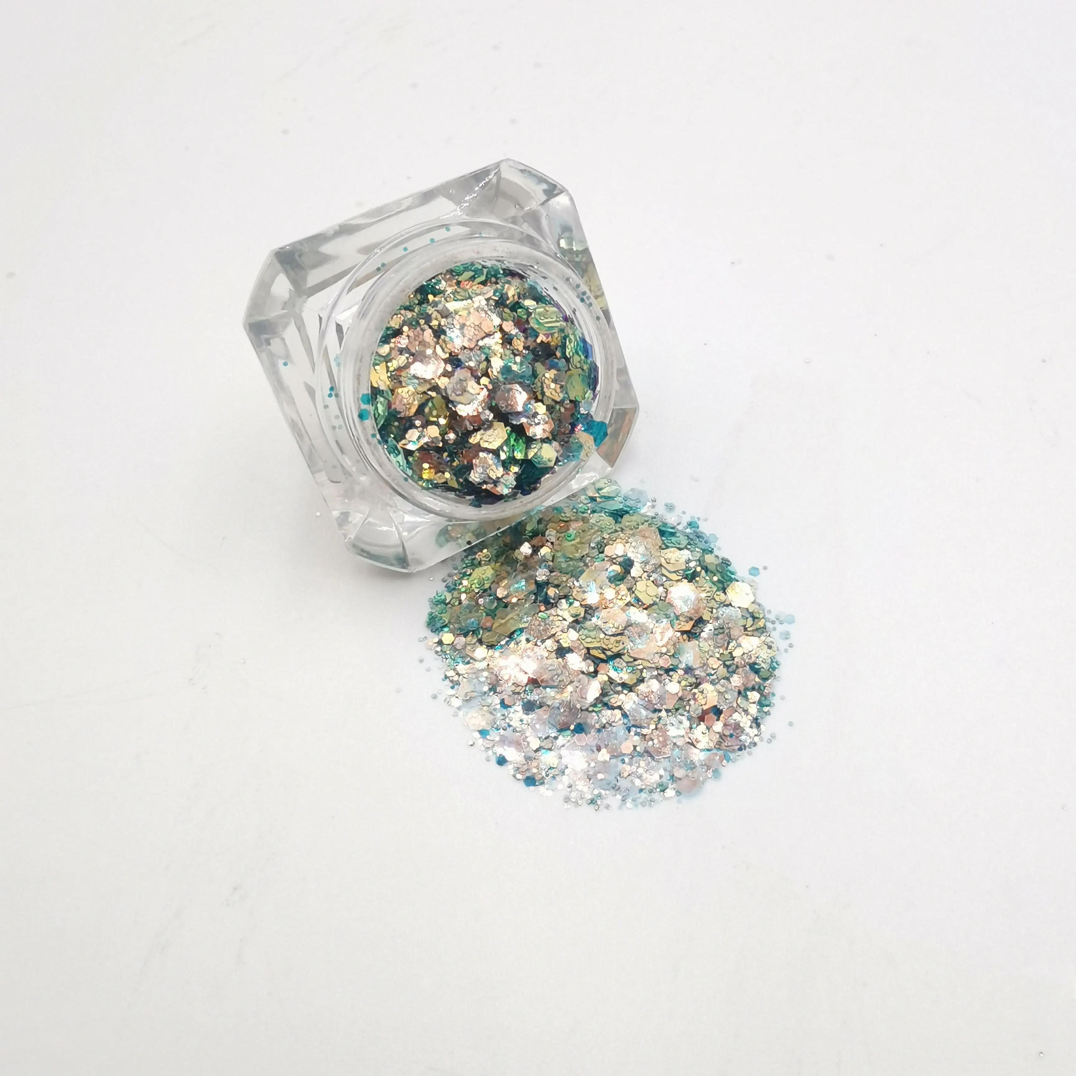 

XUCAI factory bulk craft Tumbler glitter wholesale bulk color shifting green glitter sequins