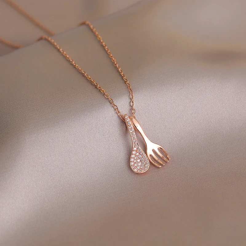 

JUHU Korean Version Of Diamond-encrusted Fork Spoon Snack Design Feeling Necklace Net Red Clavicle Chain Ins Cold Wind Necklace
