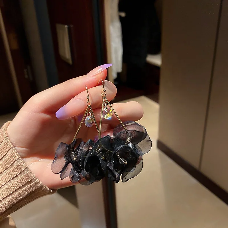 

Lace Flower Statement Hoop Earrings Black and White Color Flower Petal Drop Earrings for Women Fashion earrings, Picture shows