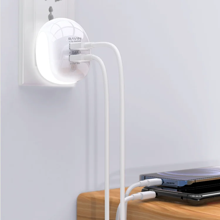 

2020 new Bavin dual USB ios type-c micro 5V 2.1A mobile phone charger with LED light mobile phone charger, White