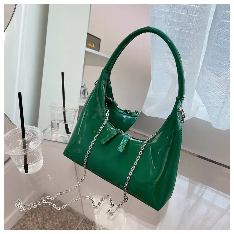 

Purses women 2019 handbag oil wax leather handbag 2021 handbag with silver chain