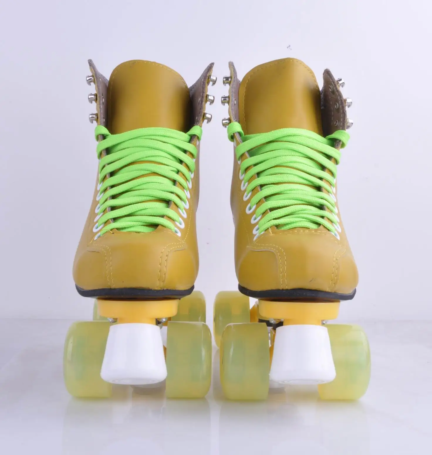 Wholesale Rubber Wheels Roller Skating Speed Roller Dancing Rental Rink