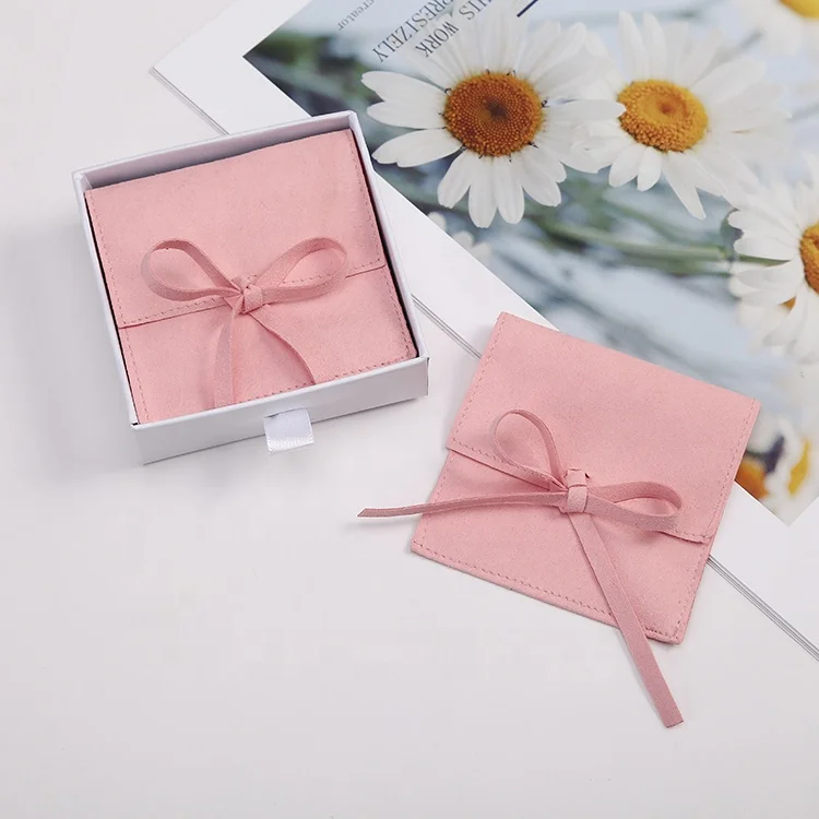 

Wholesale Fashion 6x6cm Pink Jewelry Gift Pouches Customized Luxury Jewelry Bag Drawstring Packaging Pouch