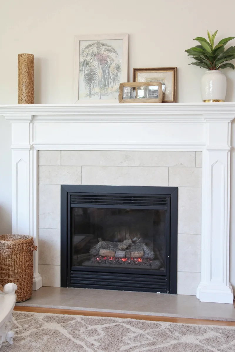 Brightly painted mantel in mint green color