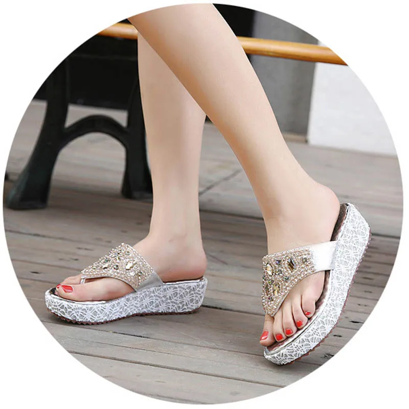 

2021 summer Europe fashion wedge plus size women slippers bling rhinestone luxury thick ladies outdoor thong sandals