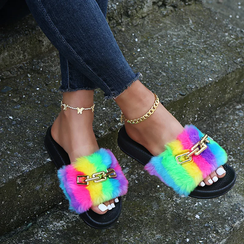 

2021 ladies sandals fluffy women faux fur rainbow slippers chain fur slides with chain, Various