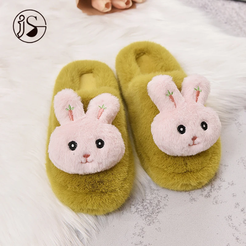 

2021 Fashion Wholesale custom fluffy slippers fancy colorful ladies slippers furry Cartoons women slides, Picture