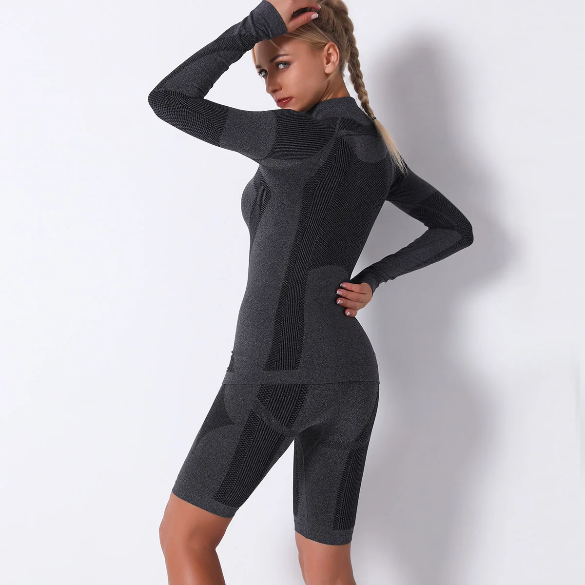 

Popular Seamless Yoga Suit 2 piece Sports Shirts Crop Top Leggings Gym Clothes Fitness Tracksuit Workout Set, Customized colors