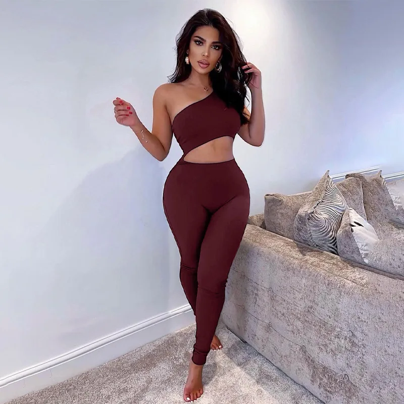 

Popular Solid Color Slim Summer One Piece One Shoulder Hollow Out Workout Jumpsuit For Women 2021