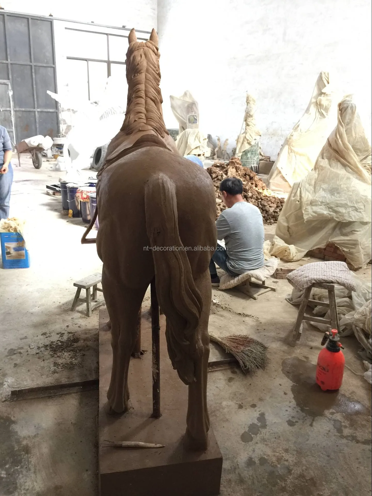 Statua Di Cavallo In Resina - Decorazione Elegante Per Soggiorno O Ufficio - Simbolo Di Successo - Foto 11