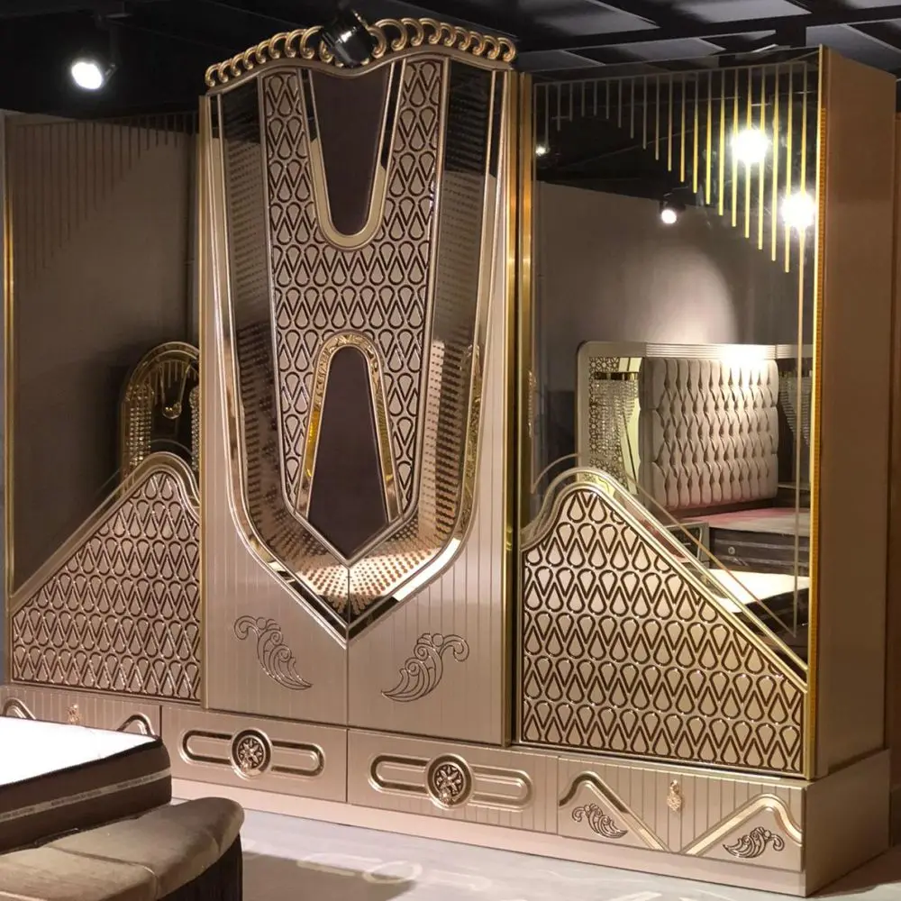 
Luxury Viyana Bedroom Set Painted 