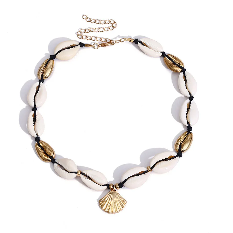 

Boho Handmade Gold Shell Pendant Necklace Natural Cowrie Shell Choker Necklace with Adjustable Chain