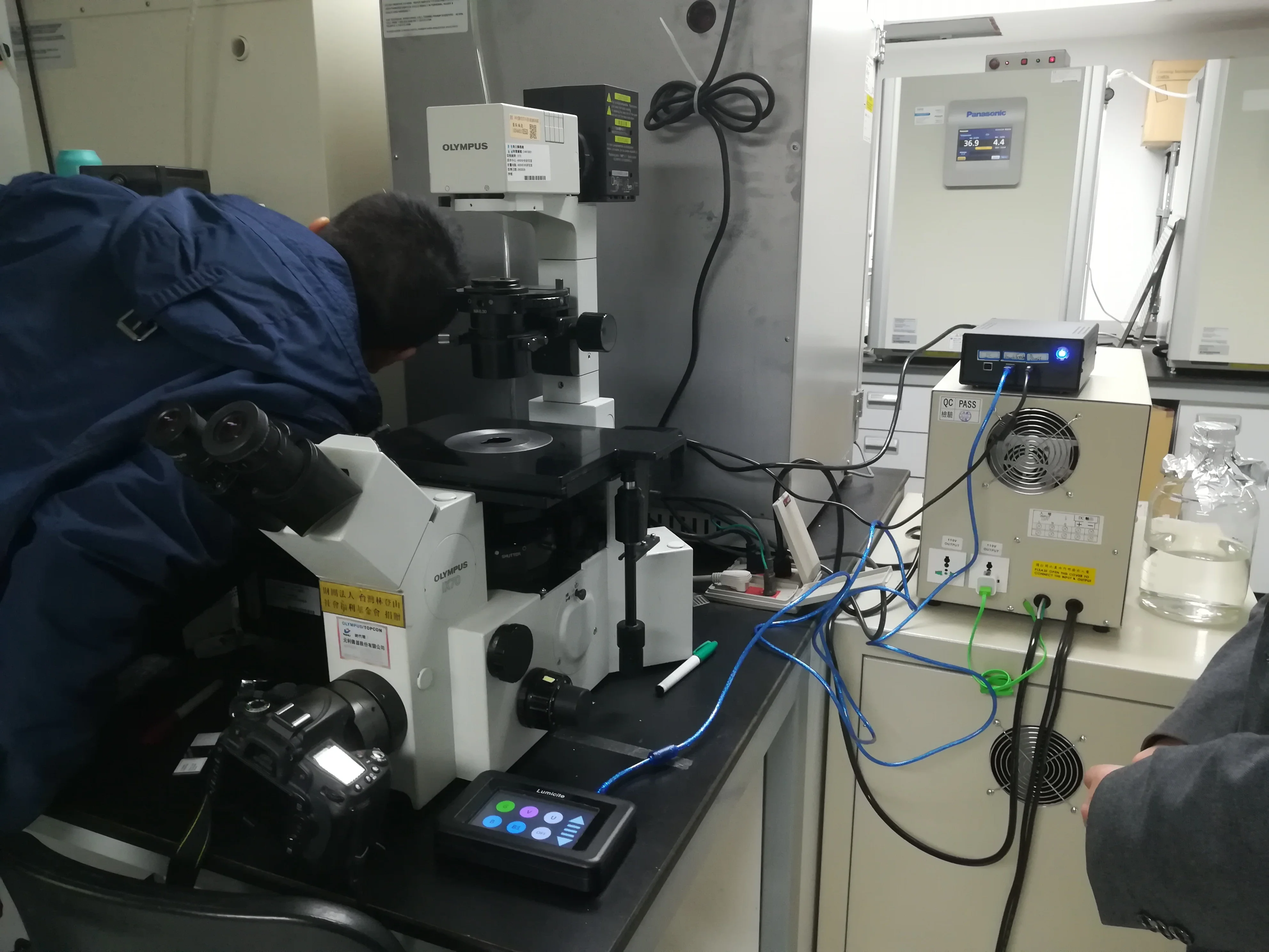 
LED Illumination System for research fluorescence microscopy to Replace 100W Mercury 