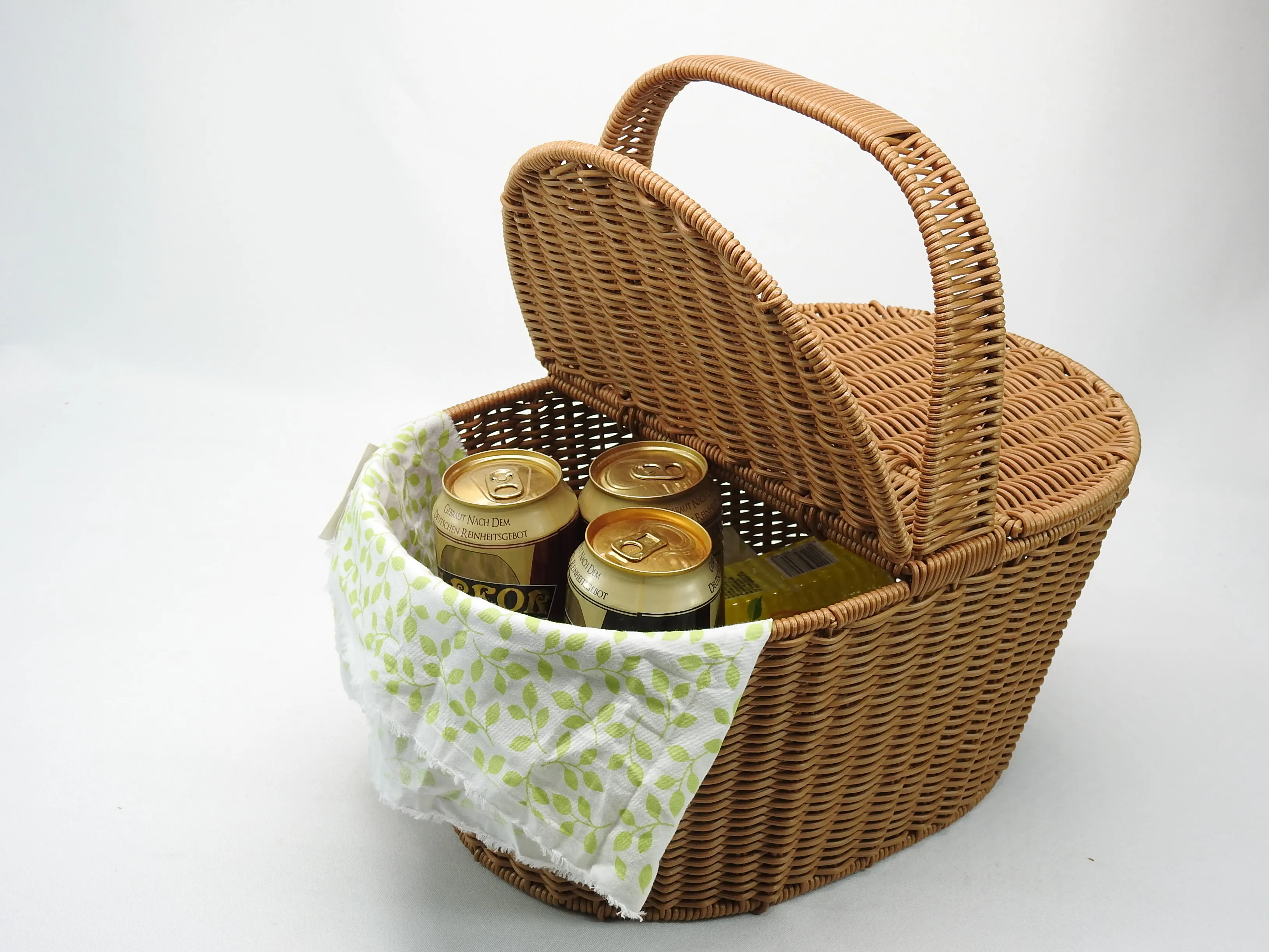 Eco Friendly High Quality Cane For Travel Outside Weaving Rattan Food Picnic Basket With Covers