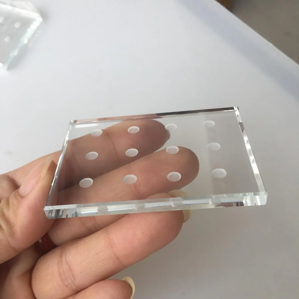 

Private Logo Crystal Glass Lash Tray Holder Eyelash Glue Holder Lashes Adhesive Pallet Lash Heart Shape Adhesive Pallet, Clear
