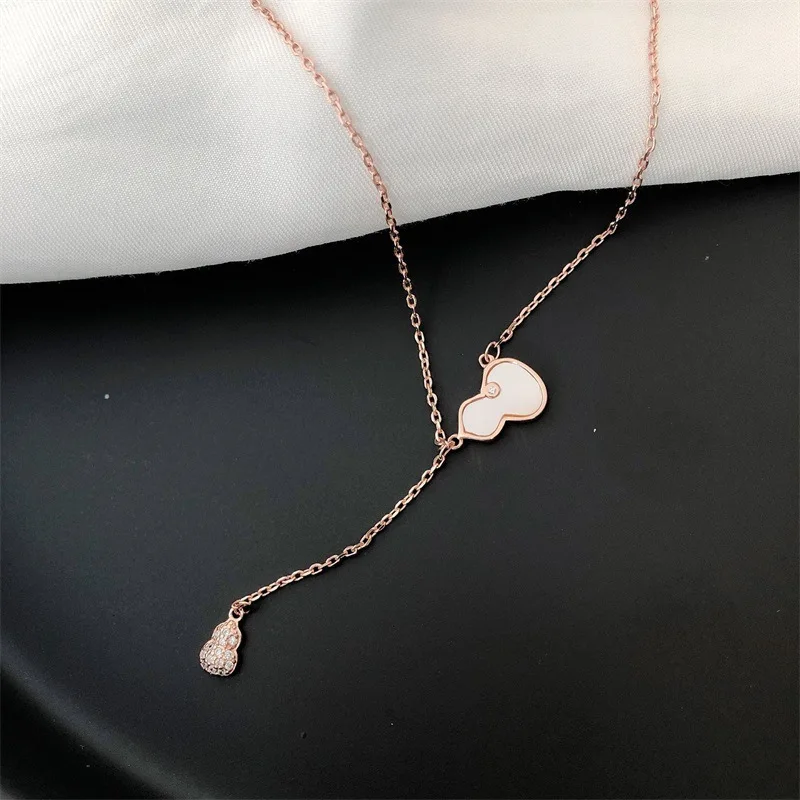 

JuHu 925 Sterling Silver Gourd Necklace Female Ins Cold Wind Diamond Mother-of-pearl Clavicle Chain Fashion Silver Necklac, As shown in the figure