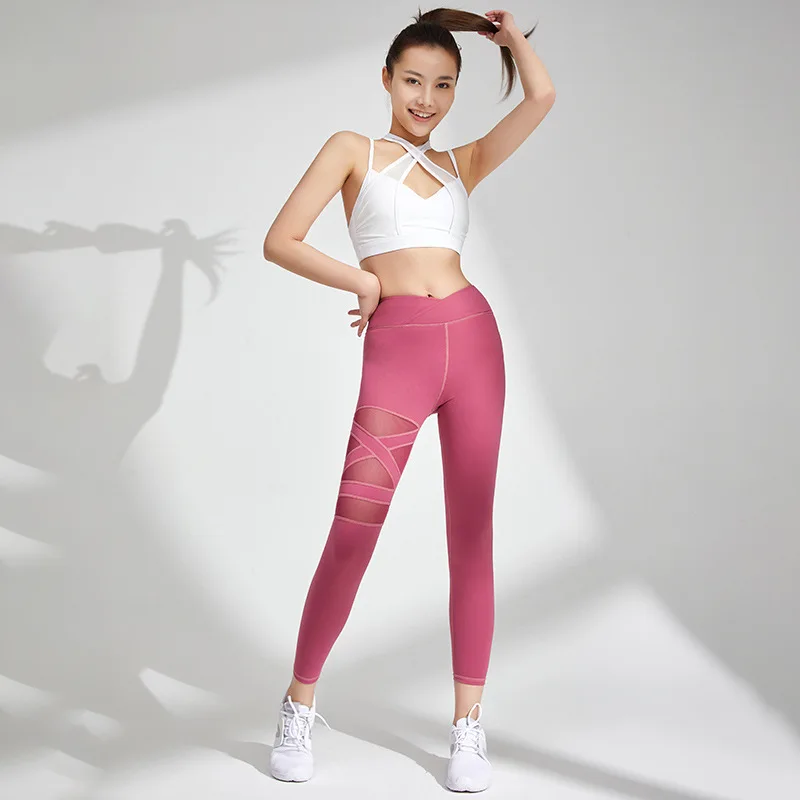 

2021 New for woman Yoga Sets Women Gym Clothes Workout Seamless Leggings Strappy Bra Set