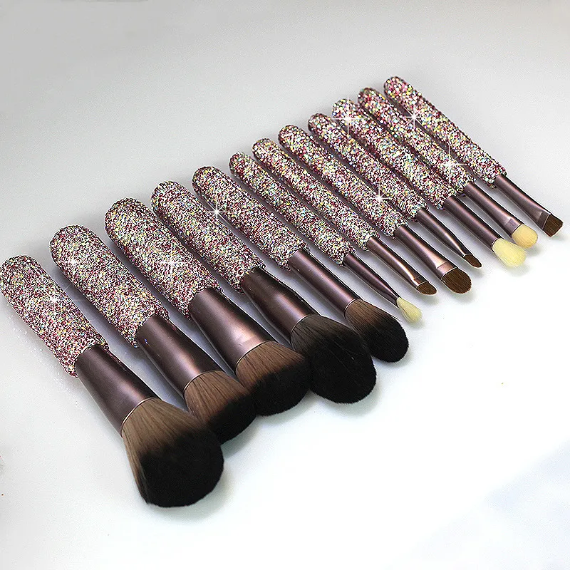 

2021 custom logo vanity 12 pcs sparkle green pink holographic crystal handle bling glitter rhinestone diamond makeup brush set