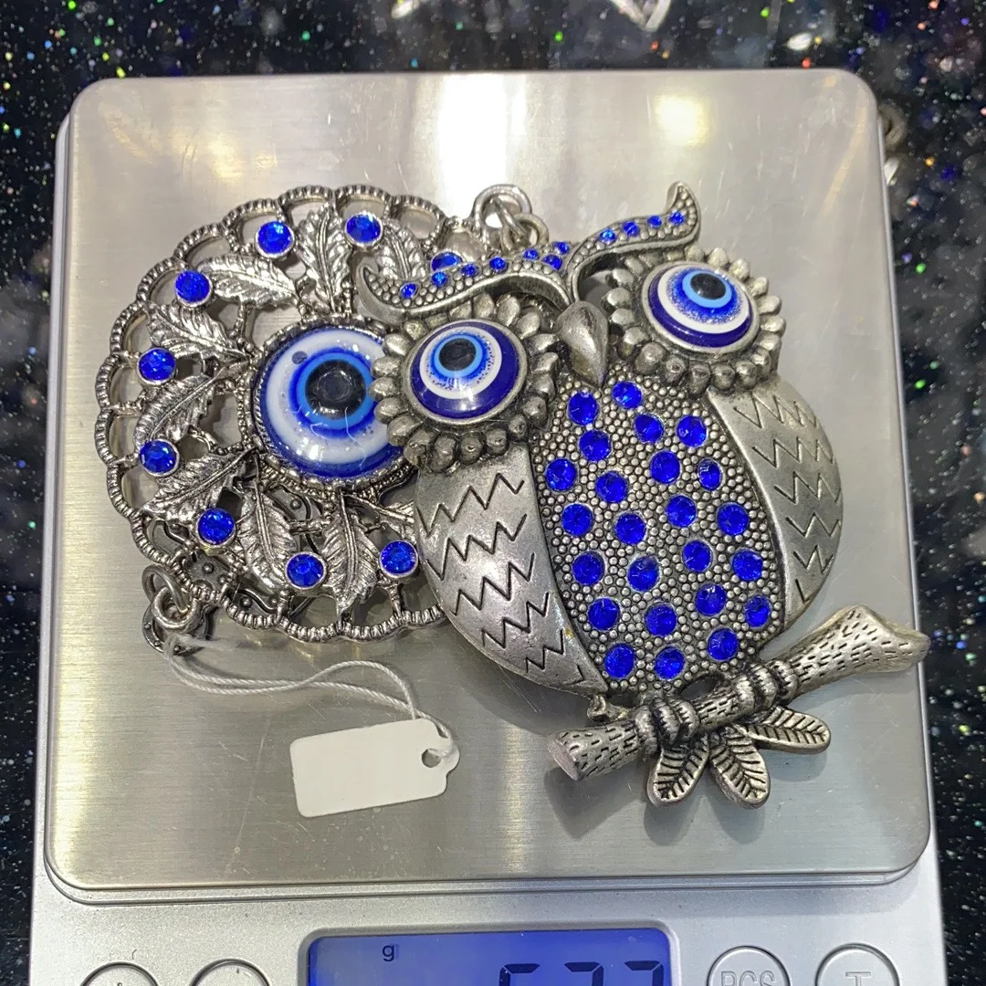 

Blue Devil Eye Rhinestone Alloy Owl Wall Hanging Deco