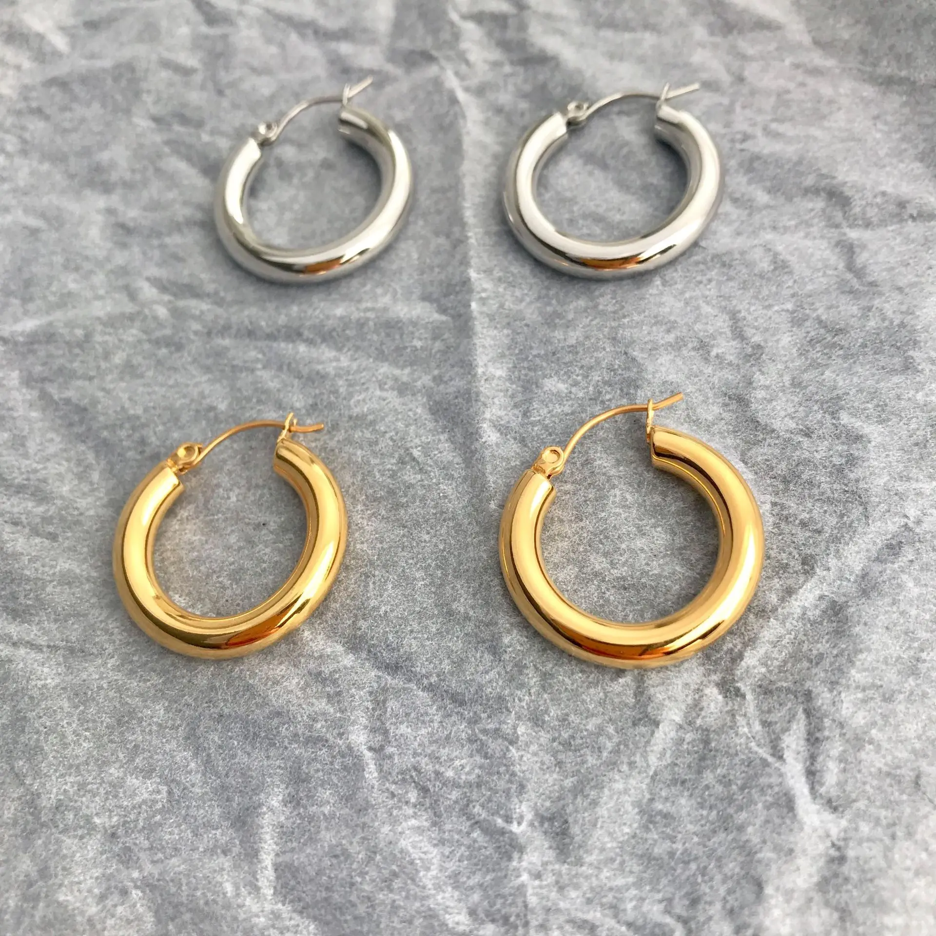 

Vintage Jewelry 18k Real Gold plated Minimalist Chunky Hoop Earrings Circle Round Solid Stainless Steel Earrings