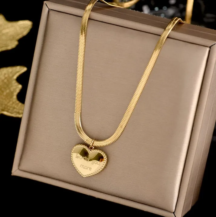 

Titanium Steel Classic Love Heart Necklace For Women Gold Color Polished snake chain Famous Pendant Anniversary Gifts