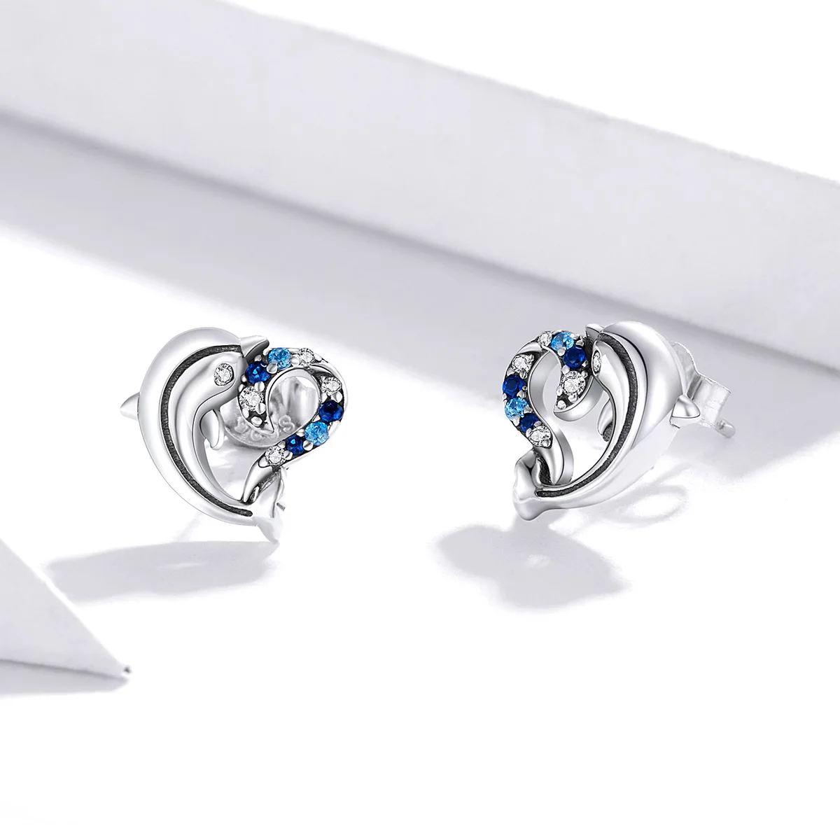 

New Type 925 Sterling Silver Dolphin With Heart Stud Earrings