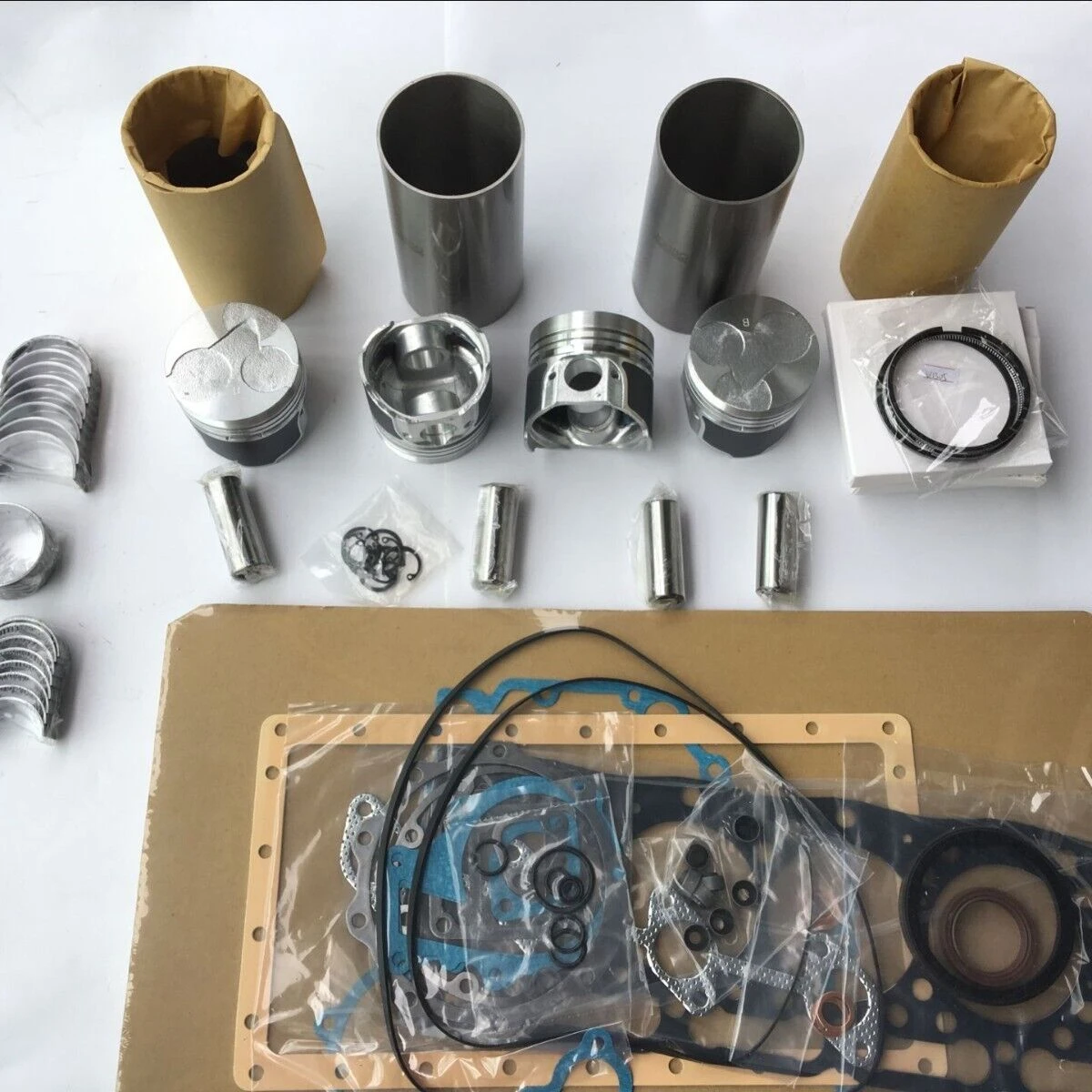 

For kubota V1505 rebuild kit piston liner cylinder gasket big small end bearing