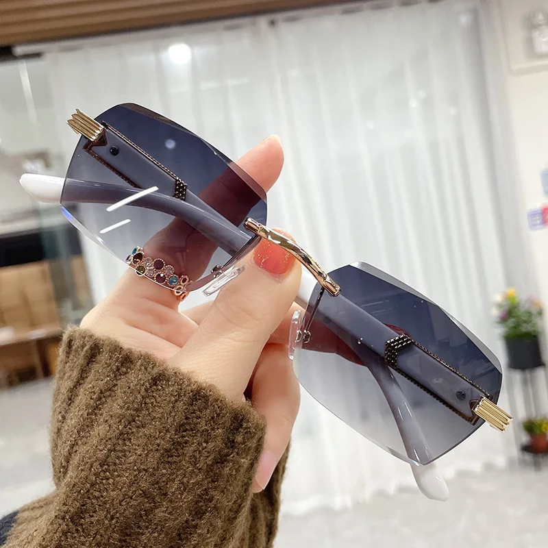 

Finewel Luxury Brand Cut Sunglasses 2022 Hot Street Sunglasses Rimless Square Wood Color Small Sunglasses Women Shade