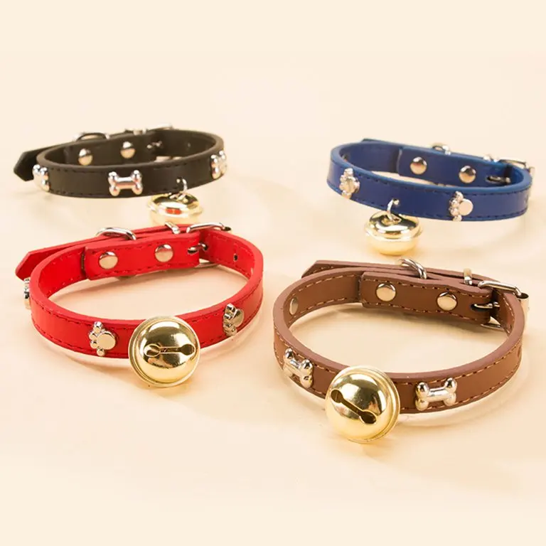

Leather Cat Collars with Bells Safety Adjustable Collar for Pet Kitten Puppy Small Dogs Cats