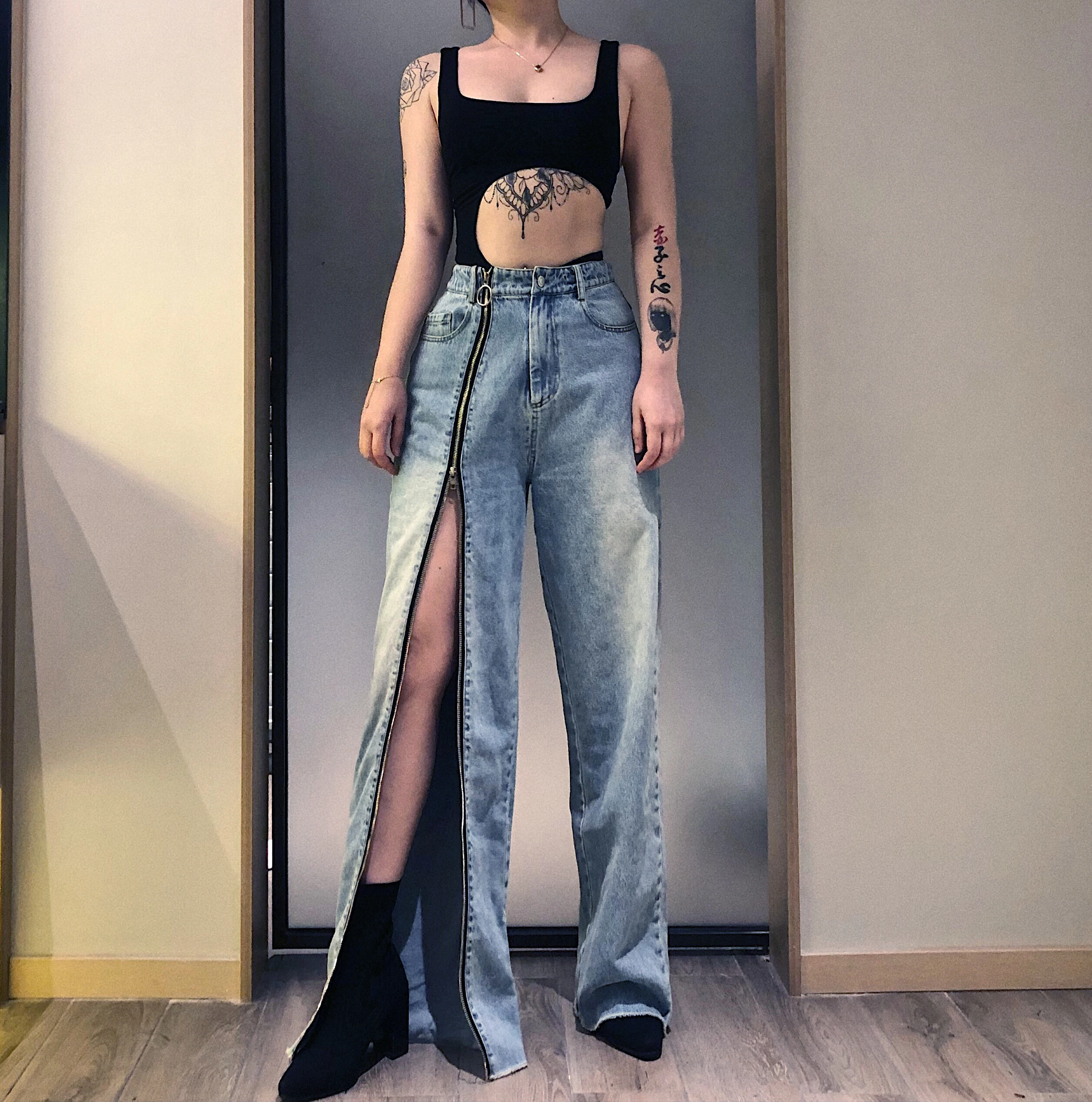 
Hot Girl Narrow Bottom Fake Zippers Fashion Women Wide Leg Jeans 
