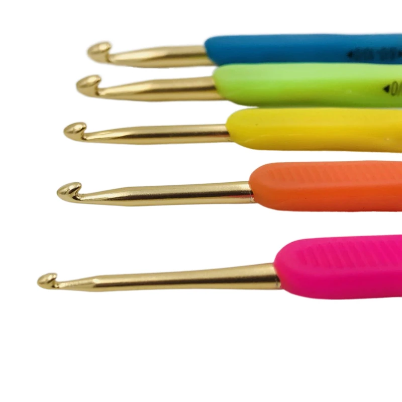 

5pcs aluminum gold double head crochet hook Silicone Handle Aluminum Crochet Hooks