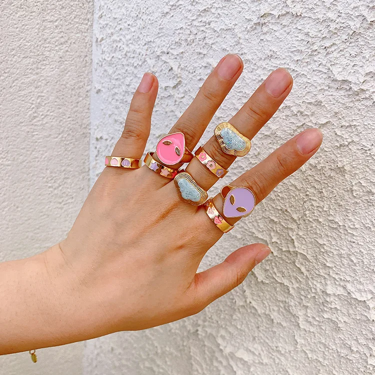 

DAIDAIMU Star Heart Rings Gold Trend Fashion Popular Flower Jewelry Ring For Women Wholesale Cute Women Metal Finger Rings, Picture shows