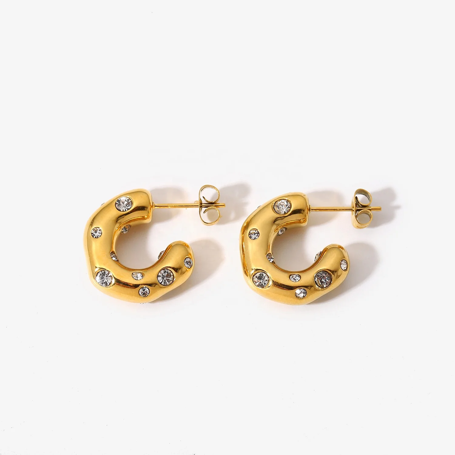 

18k Gold Plated Stainless Steel Circle Earrings Jewelry Shaped Hammer Shiny Zircon Cc Shape Hoop Earrings For Women