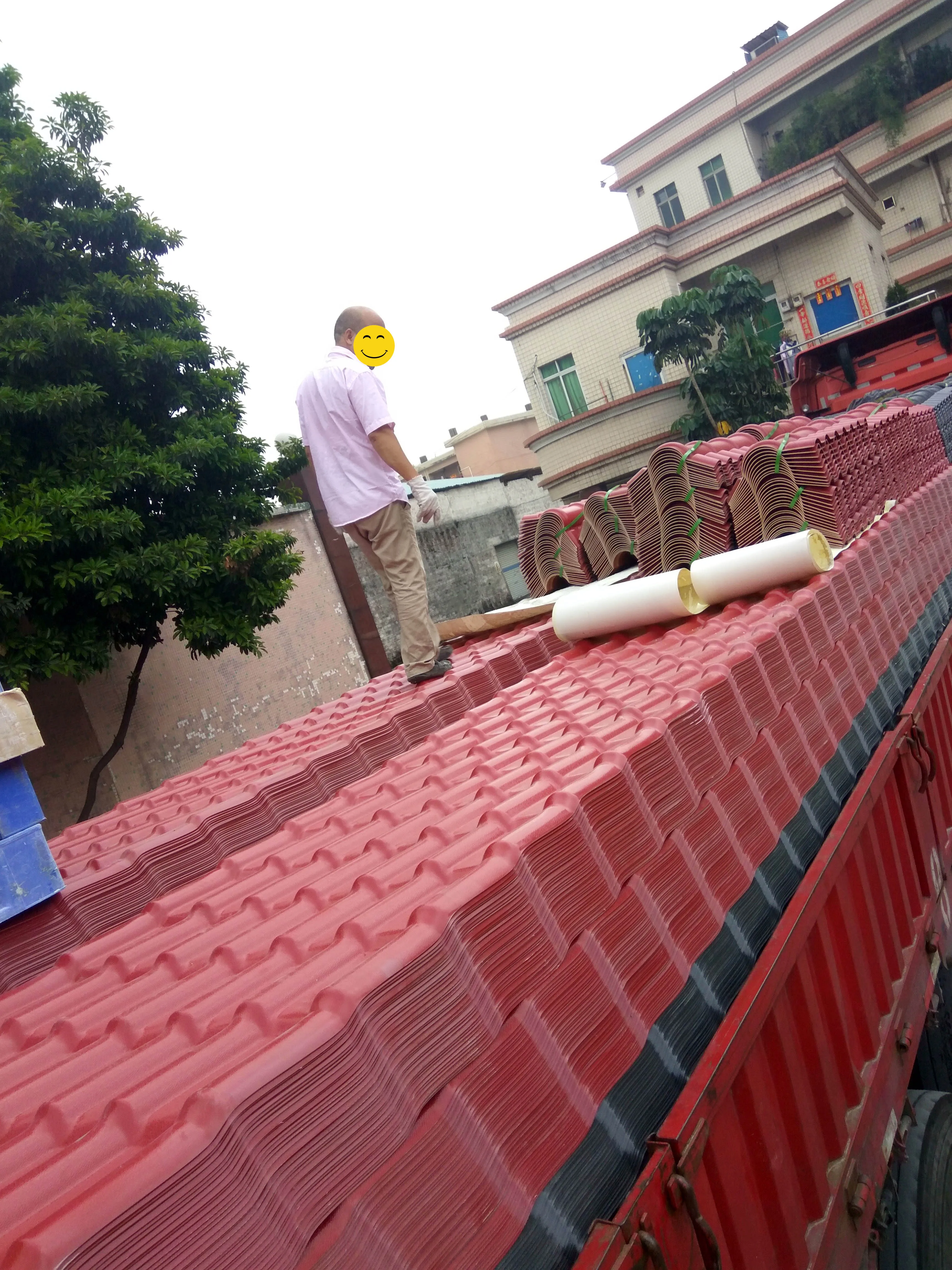 西班牙风格塑料建筑材料中国合成树脂屋顶瓷砖