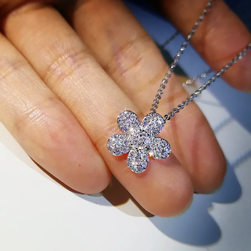 

Fashion Flower Shining Flower Pendant Jewelry Necklace for Women Wedding Evening Party Jewelry Factory Wholesale, Customized color
