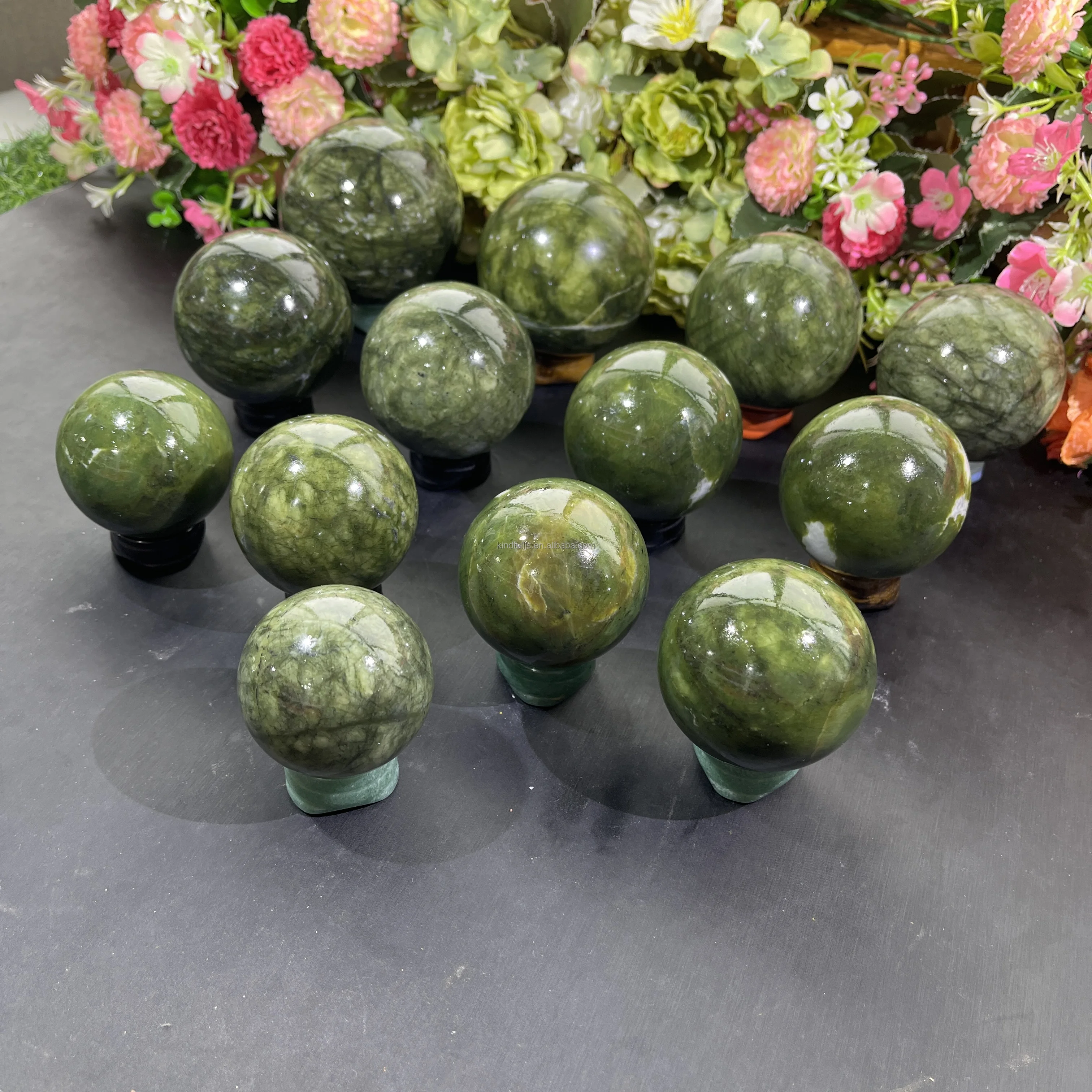 Healing Nephrite Ball Natural Reiki Stone Crystal Ball Xiuyan Jade Sphere for Decor