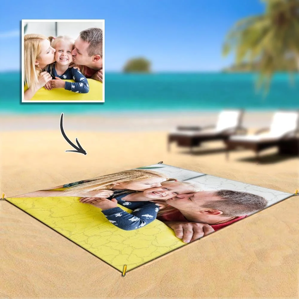 

Custom Picnic Blanket Waterproof Outdoor Foldable Pocket Picnic Mat Eco-Friendly Beach Folding Sand Free Beach Mat, Customized