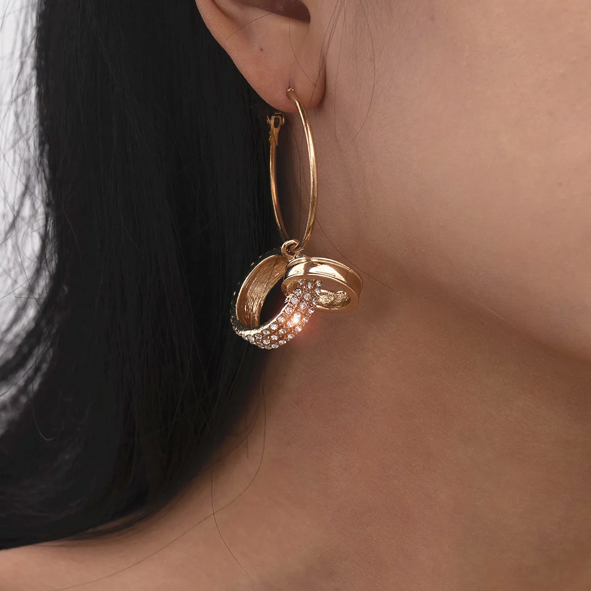 

SHIXIN Yellow Gold Color Jewelry Rhinestone Ring Earring Bulk Huggie Hoop Earring Charm Designer Earring Copper Alloy Jewelry