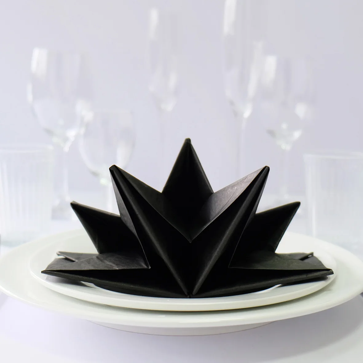 Santian Stock Black Pre-Folded Paper Napkins Disposable Chinese Style with Number Shapes Christmas Graduation New Year Events