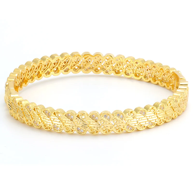 

Fashion Hollow Gold Plated Cubic Zirconia Cz Bracelet For Wedding